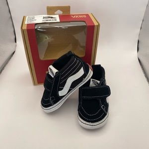 Vans Shoes Infant Size 4- 6-9months